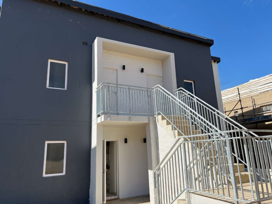 To Let 2 Bedroom Property for Rent in Newinbosch Western Cape